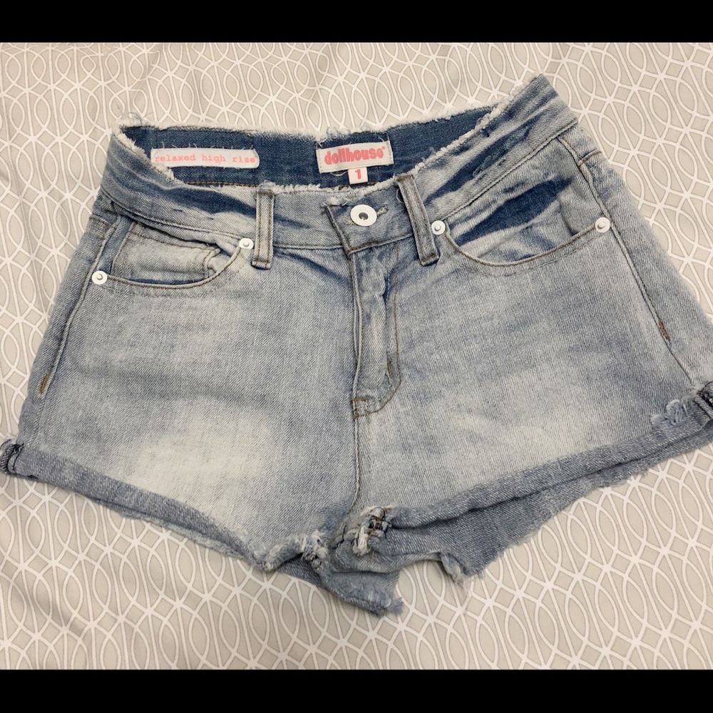 ⚡️SALE⚡️Dollhouse Relaxed High Rise Shorts